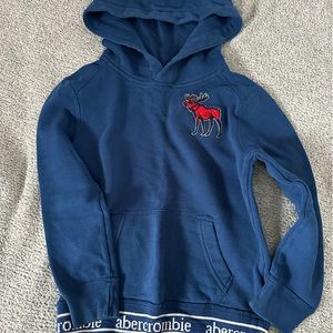 Abercrombie Sweatshirt, size 5/6